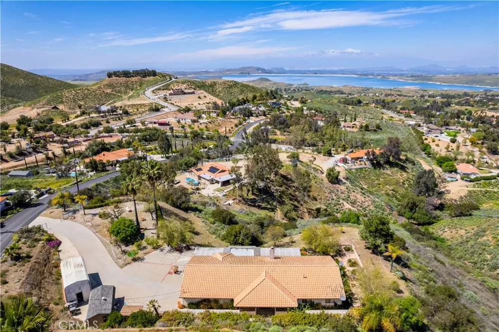 21798 Ridgedale Drive Lake Mathews, CA 92570