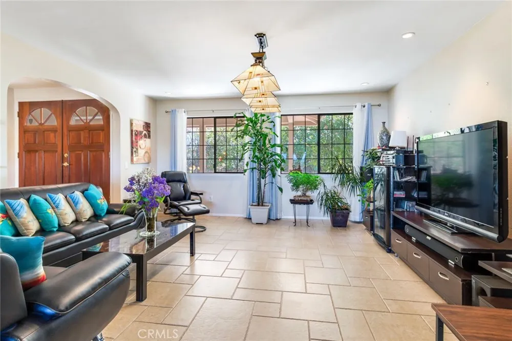 21798 Ridgedale Drive Lake Mathews, CA 92570