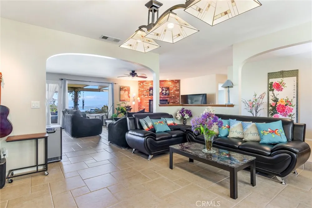 21798 Ridgedale Drive Lake Mathews, CA 92570