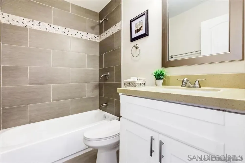 4331 53rd St #5 San Diego, CA 92115