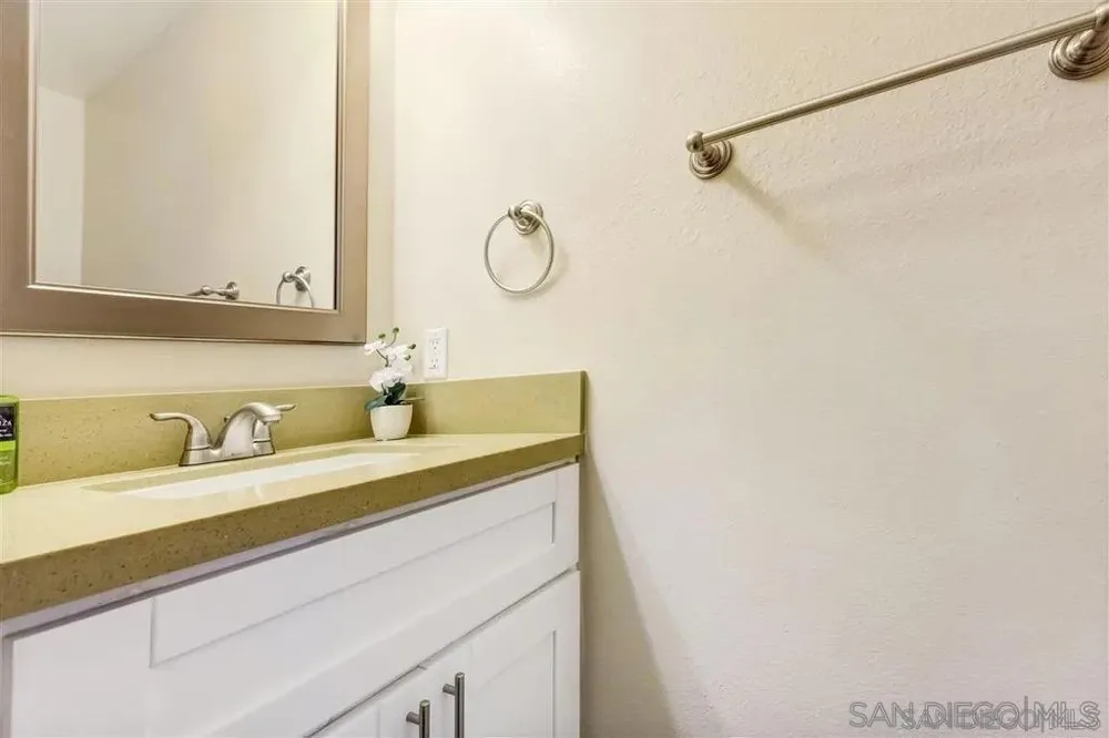 4331 53rd St #5 San Diego, CA 92115