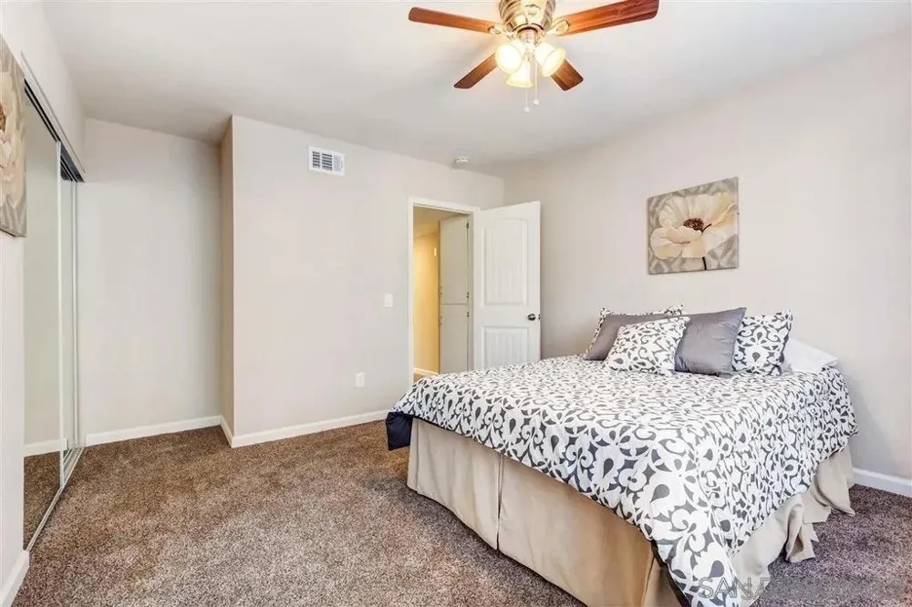 4331 53rd St #5 San Diego, CA 92115