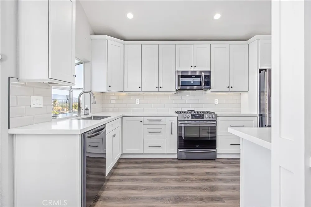 25560 Timbertree Court Murrieta, CA 92563