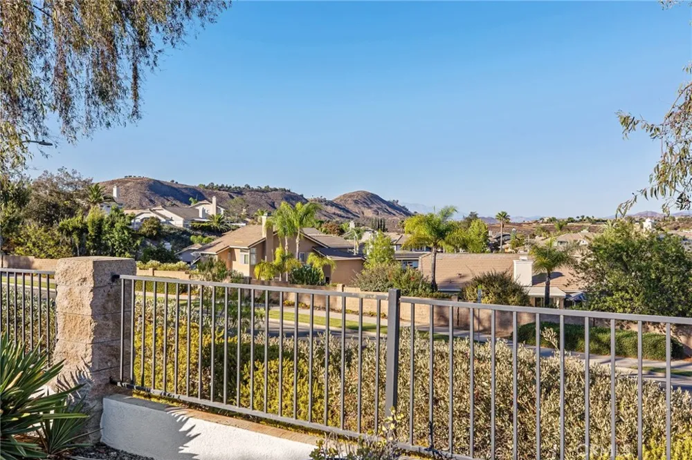 25560 Timbertree Court Murrieta, CA 92563