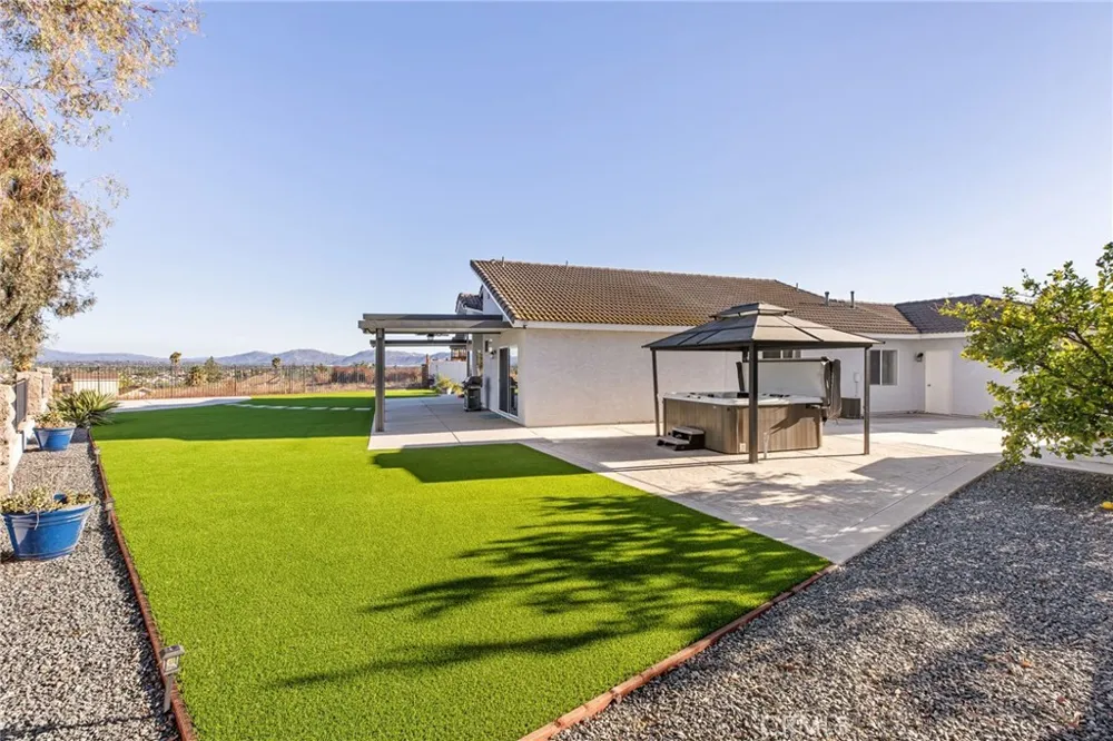 25560 Timbertree Court Murrieta, CA 92563