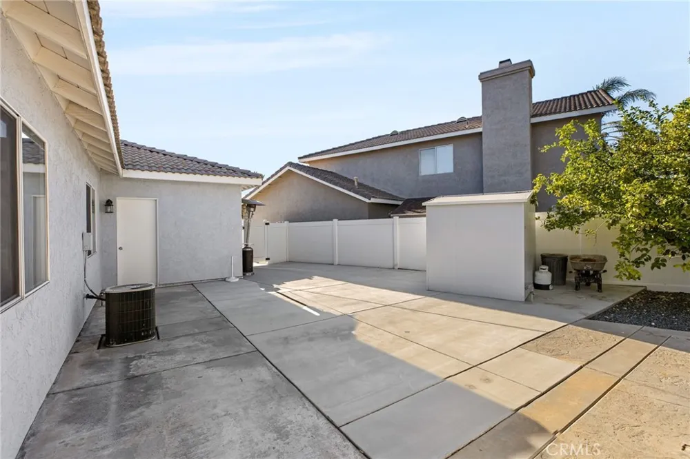 25560 Timbertree Court Murrieta, CA 92563