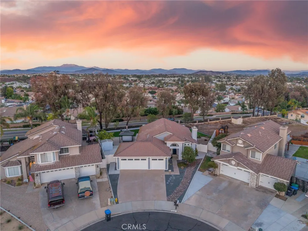 25560 Timbertree Court Murrieta, CA 92563