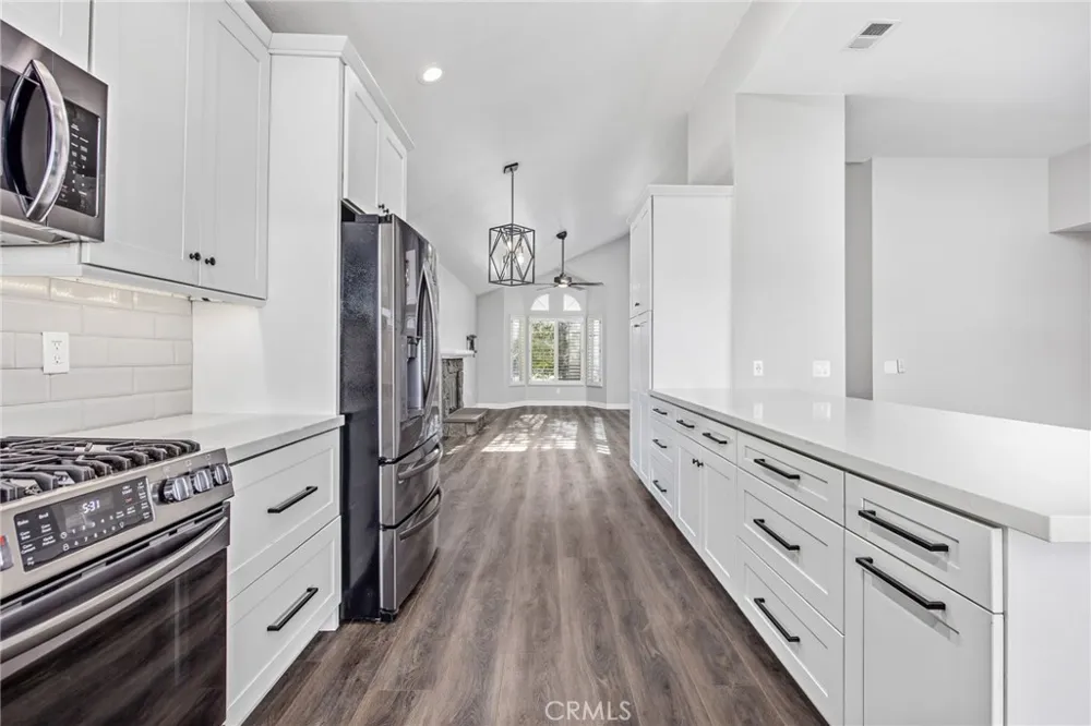 25560 Timbertree Court Murrieta, CA 92563