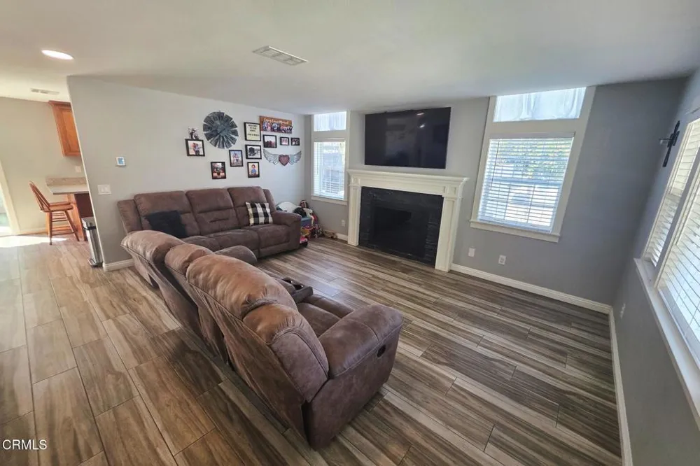 675 Ash Circle Fillmore, CA 93015