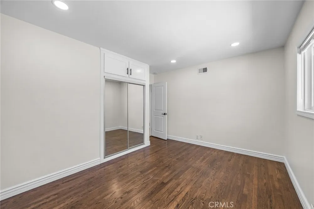 831 E Hoover Orange, CA 92867