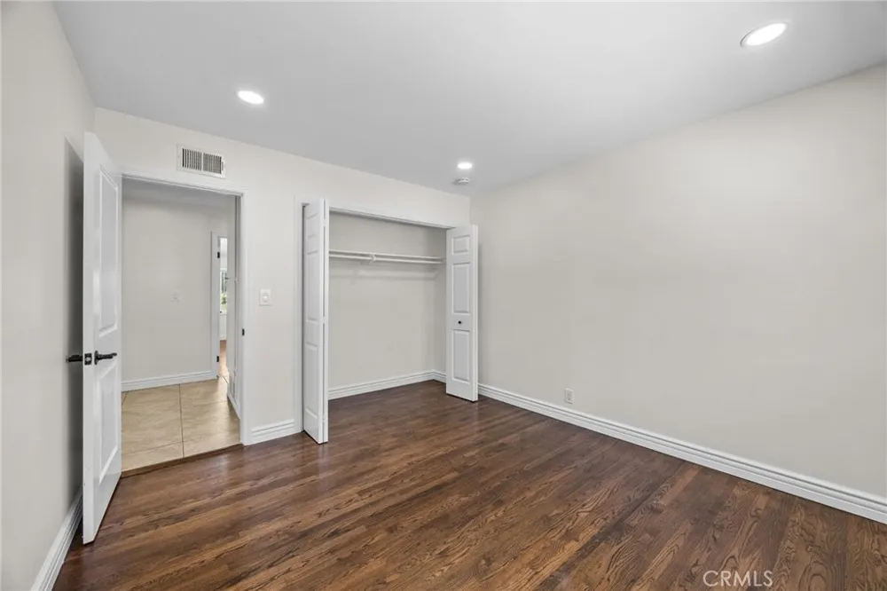 831 E Hoover Orange, CA 92867