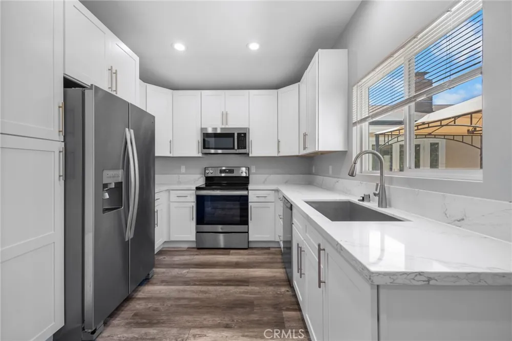 831 E Hoover Orange, CA 92867