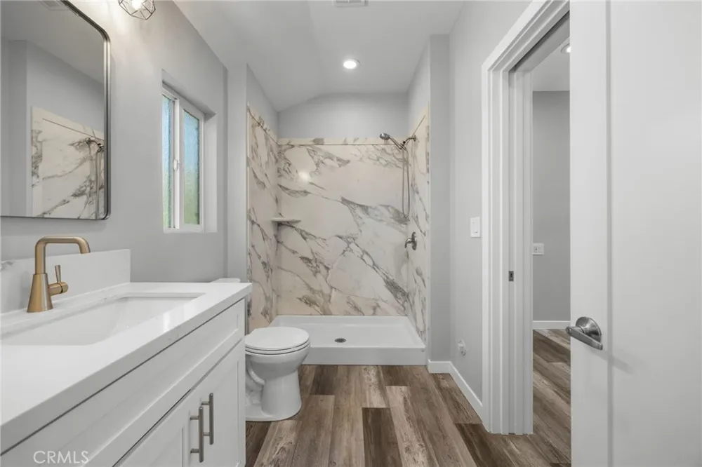 831 E Hoover Orange, CA 92867