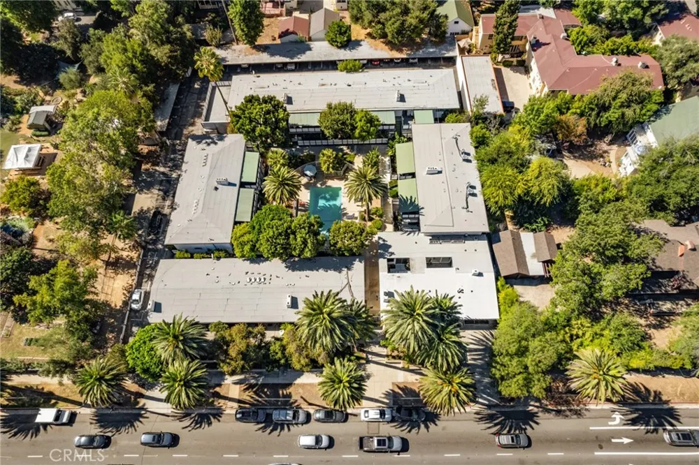 619 S Pasadena Avenue #3 Pasadena, CA 91105