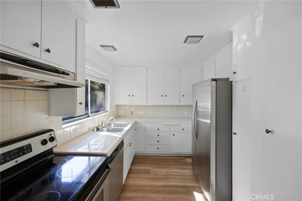 619 S Pasadena Avenue #3 Pasadena, CA 91105