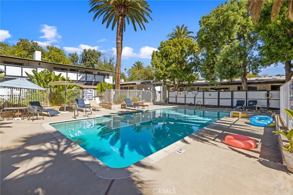 619 S Pasadena Avenue #3 Pasadena, CA 91105