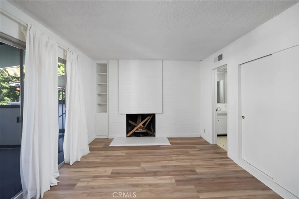 619 S Pasadena Avenue #3 Pasadena, CA 91105