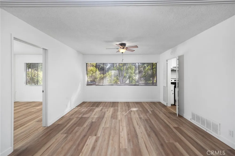 619 S Pasadena Avenue #3 Pasadena, CA 91105