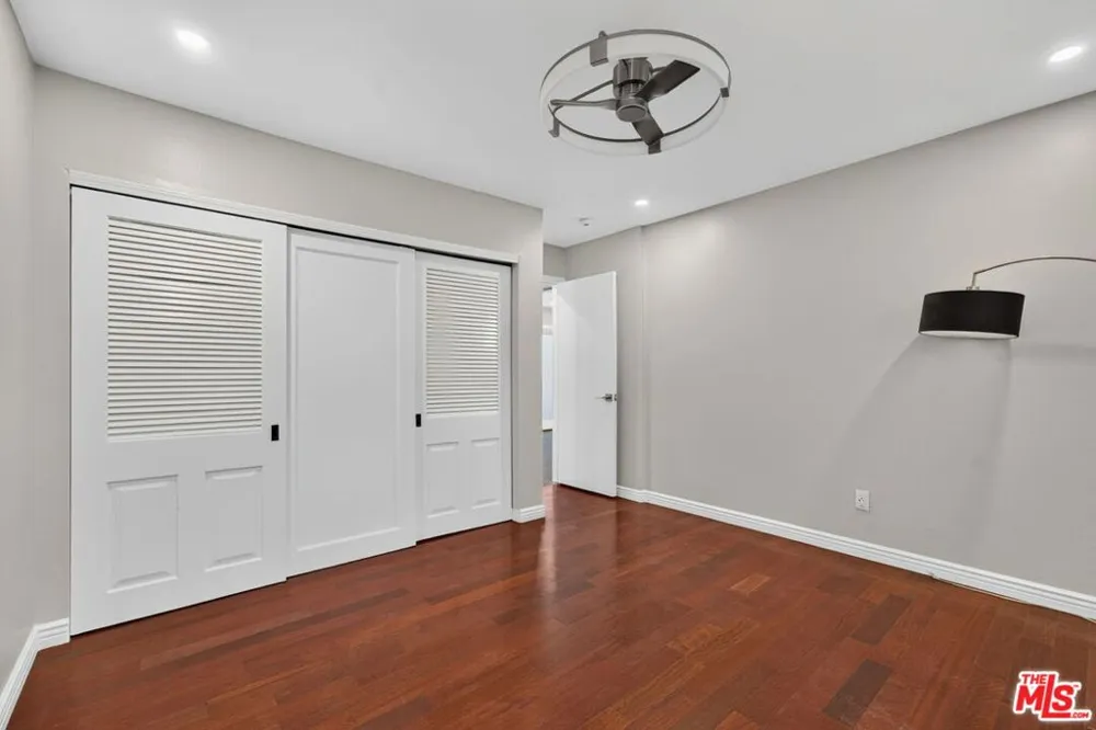 2418 Graham Avenue #2 Redondo Beach, CA 90278