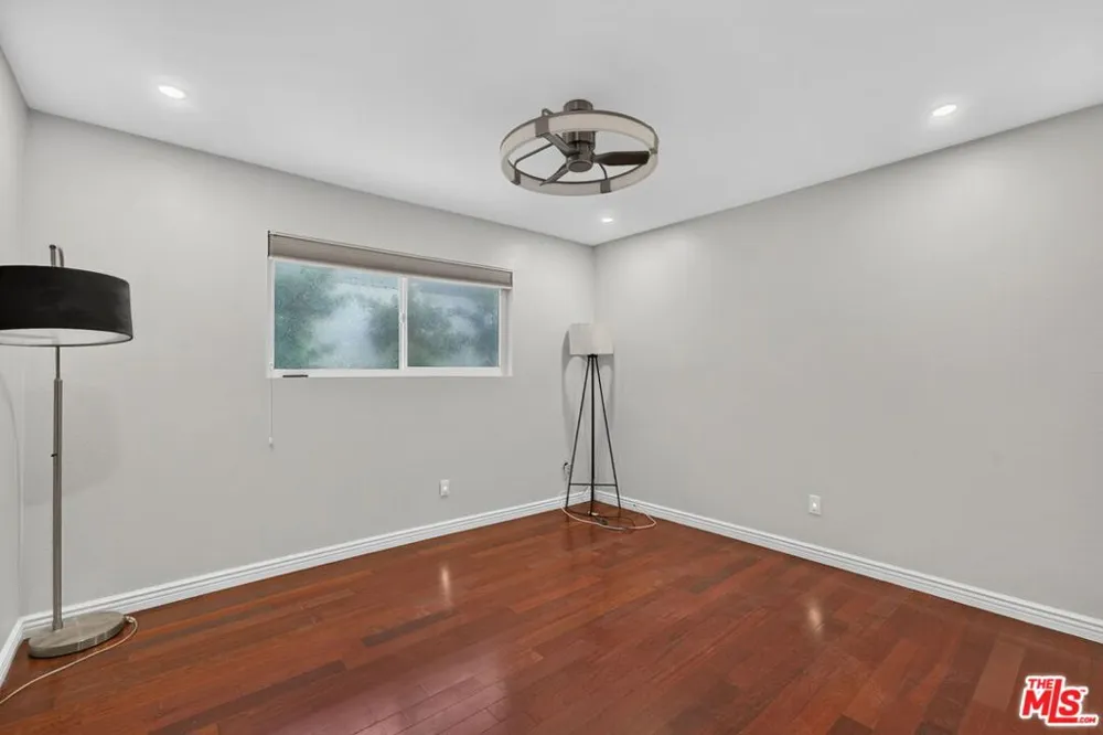 2418 Graham Avenue #2 Redondo Beach, CA 90278