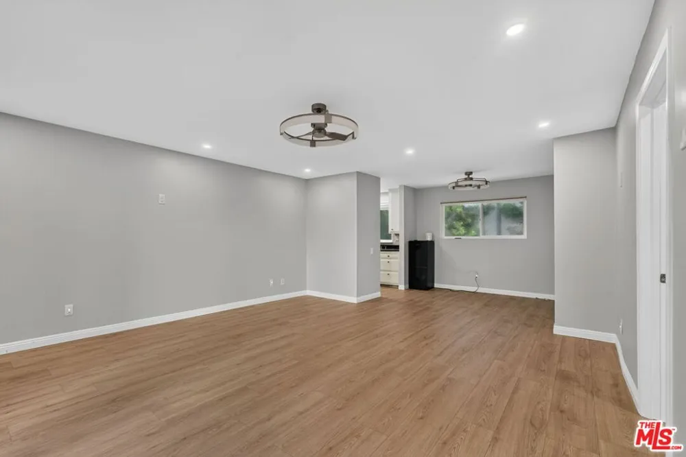 2418 Graham Avenue #2 Redondo Beach, CA 90278