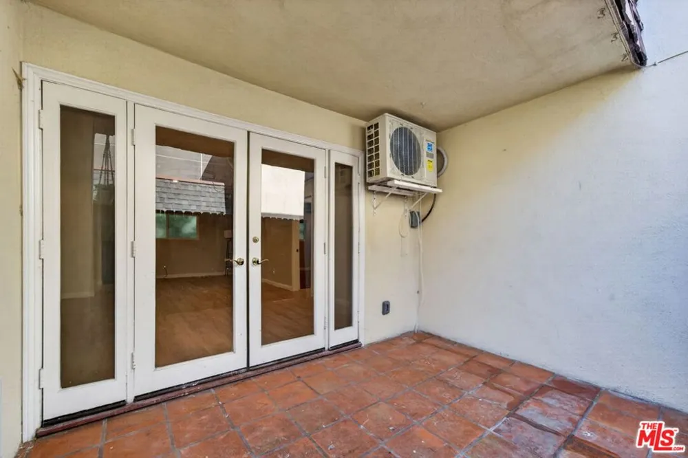 2418 Graham Avenue #2 Redondo Beach, CA 90278