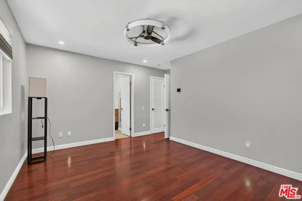 2418 Graham Avenue #2 Redondo Beach, CA 90278