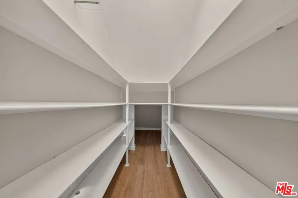 2418 Graham Avenue #2 Redondo Beach, CA 90278