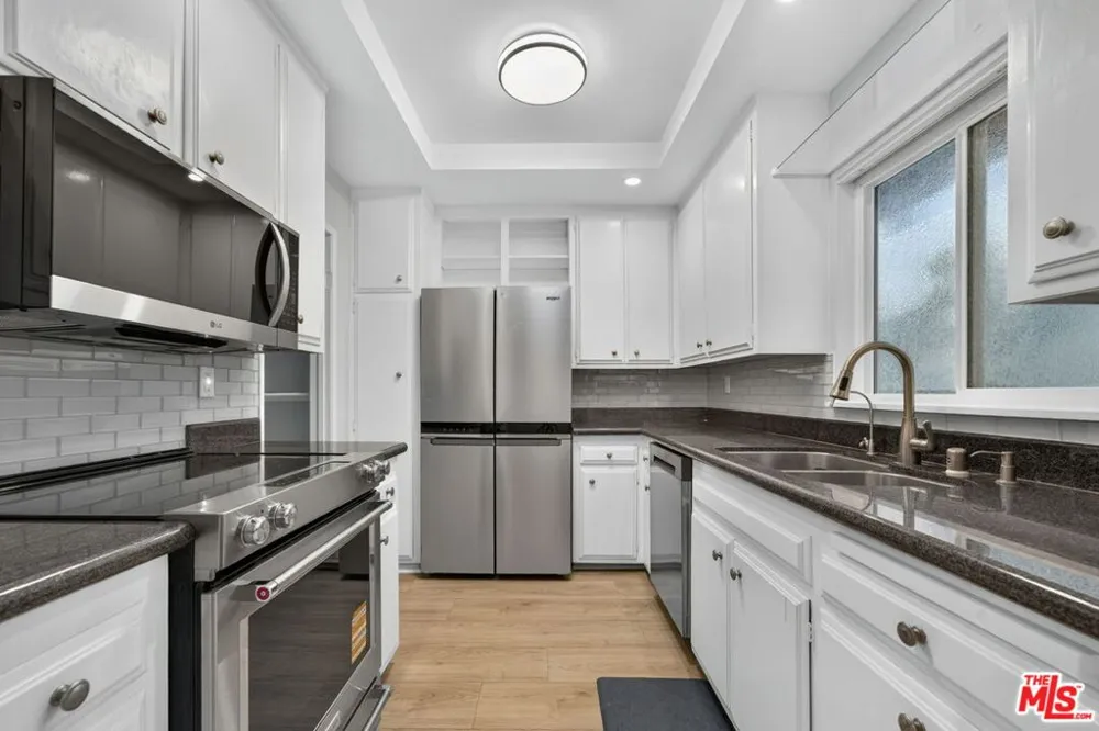 2418 Graham Avenue #2 Redondo Beach, CA 90278