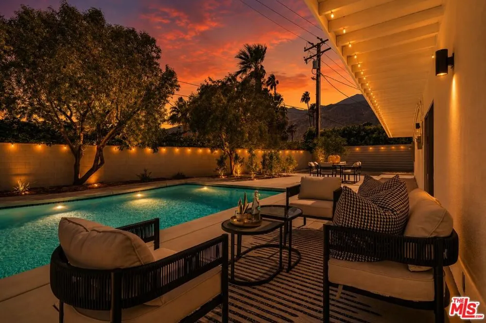 1979 E Alejo Road Palm Springs, CA 92262