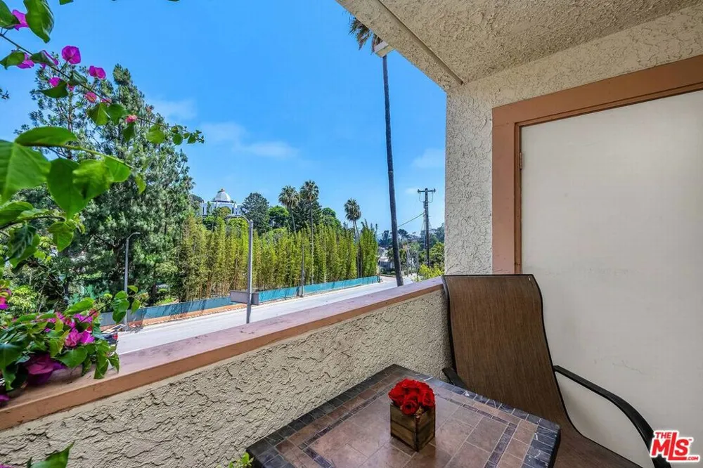 501 Palisades Drive #221 Pacific Palisades, CA 90272