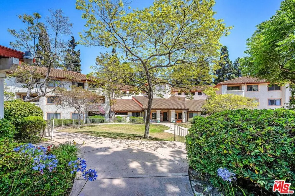 501 Palisades Drive #221 Pacific Palisades, CA 90272
