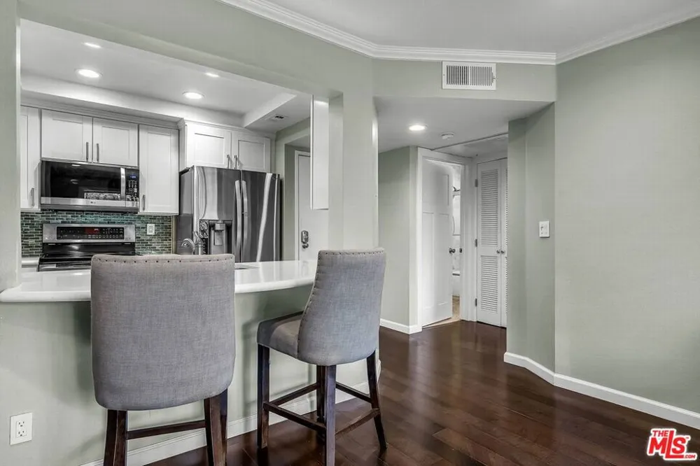 501 Palisades Drive #221 Pacific Palisades, CA 90272