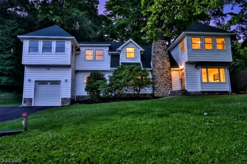 193 E Shore Trl Sparta, NJ 07871