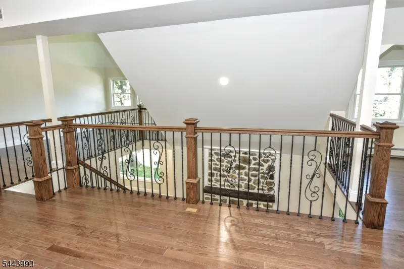 193 E Shore Trl Sparta, NJ 07871