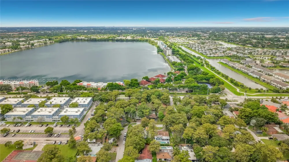 4271 NW 20th Ave Oakland Park, FL 33309