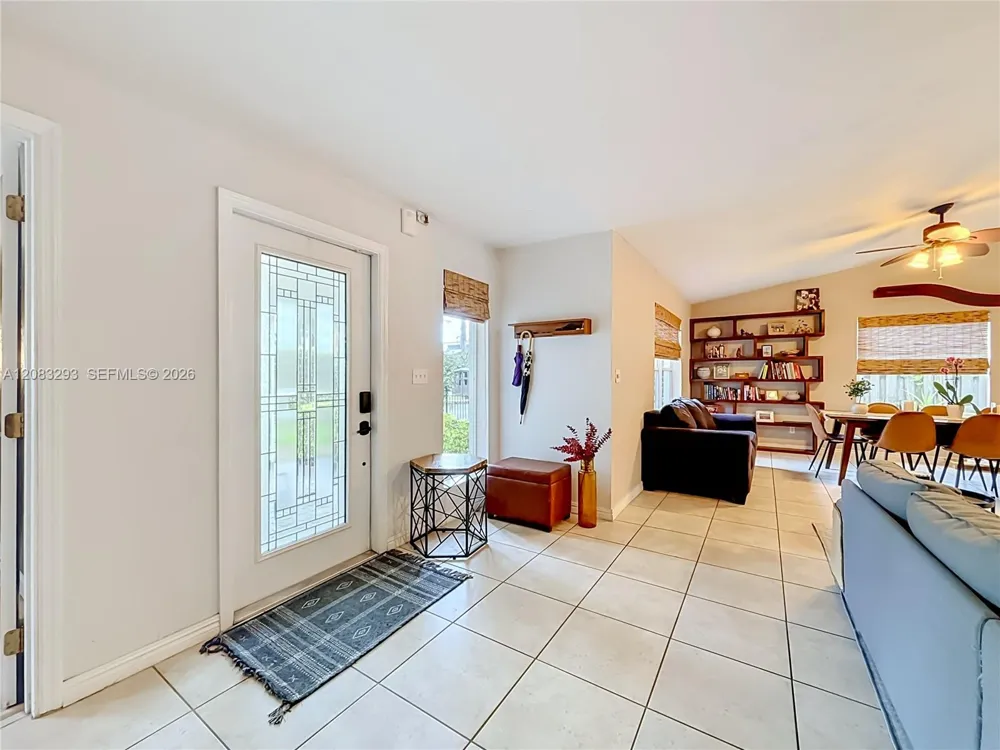4271 NW 20th Ave Oakland Park, FL 33309