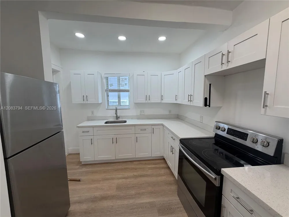 817 Tyler St #1 Hollywood, FL 33019