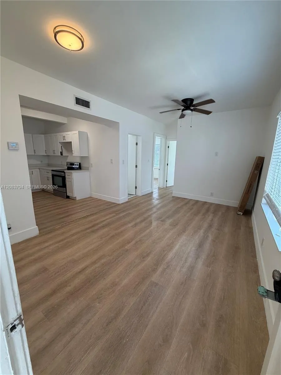 817 Tyler St #1 Hollywood, FL 33019