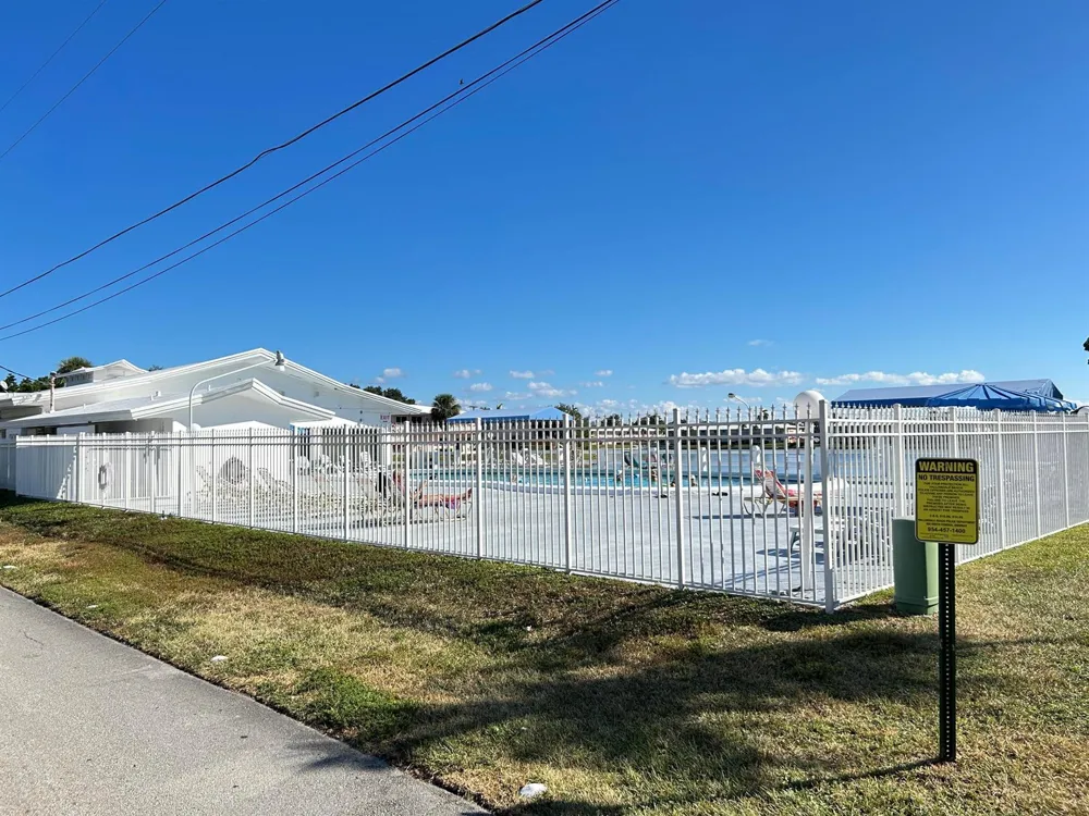 920 SW 11th Avenue #5d Hallandale Beach, FL 33009