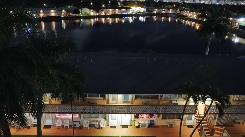 920 SW 11th Avenue #5d Hallandale Beach, FL 33009