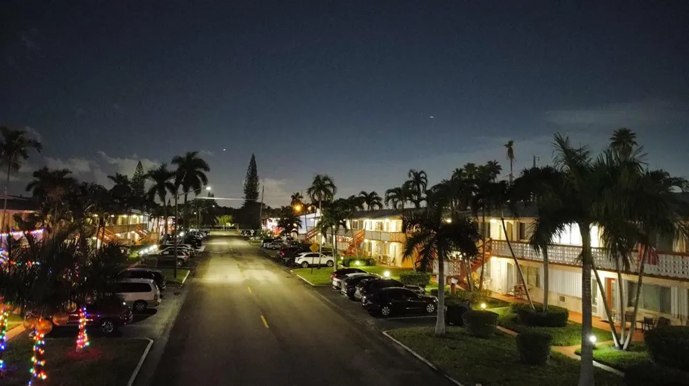 920 SW 11th Avenue #5d Hallandale Beach, FL 33009