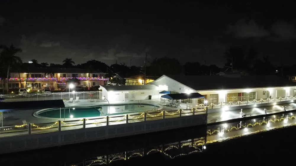 920 SW 11th Avenue #5d Hallandale Beach, FL 33009