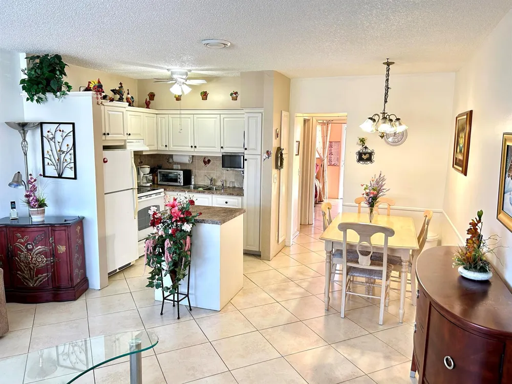 920 SW 11th Avenue #5d Hallandale Beach, FL 33009