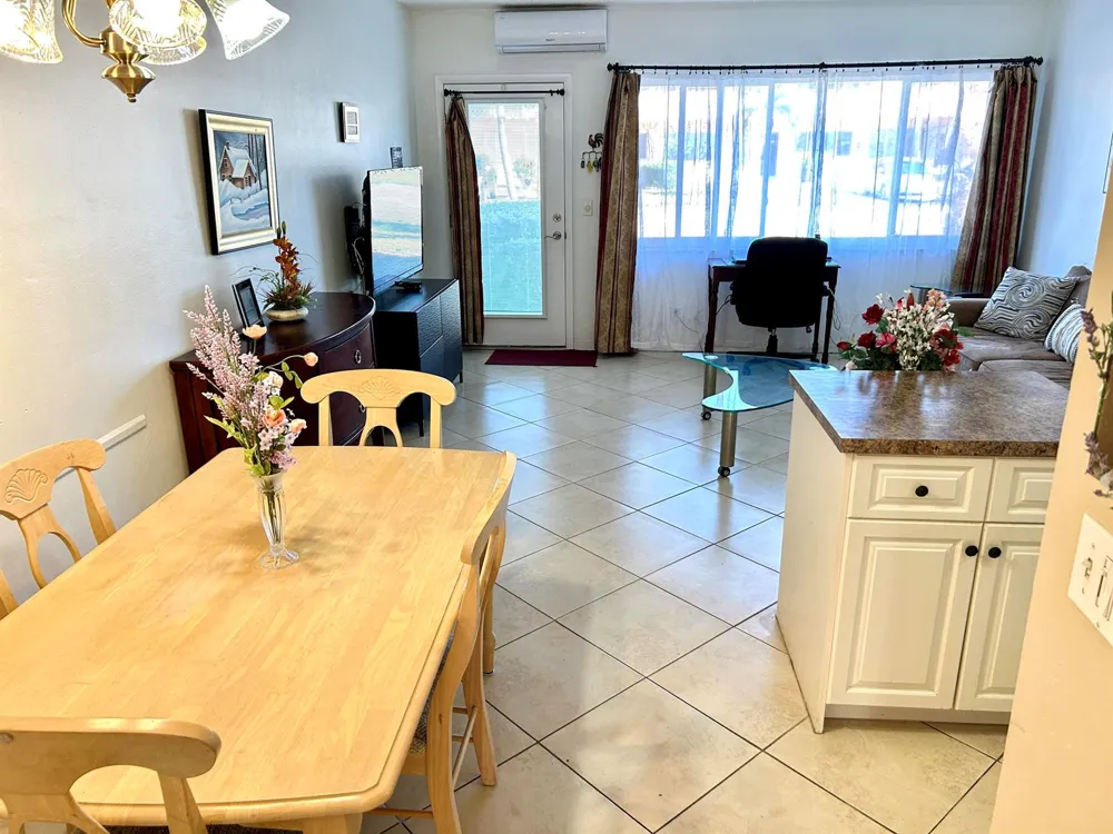 920 SW 11th Avenue #5d Hallandale Beach, FL 33009