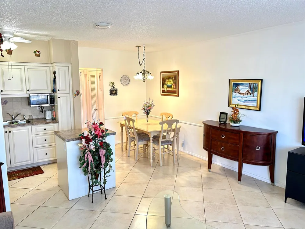 920 SW 11th Avenue #5d Hallandale Beach, FL 33009