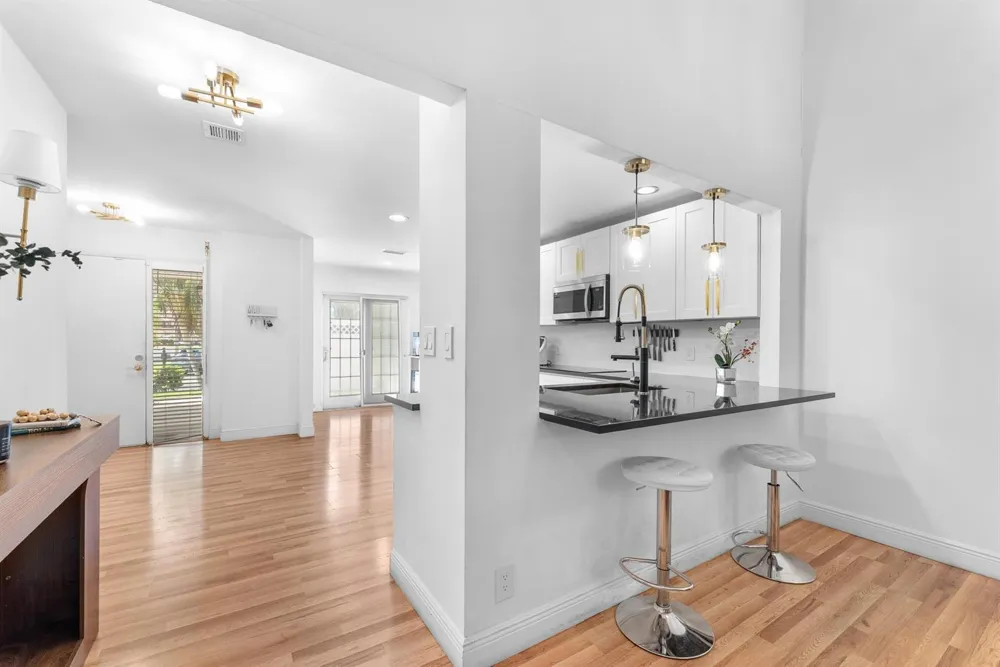 6660 CANARY PALM CIRCLE Boca Raton, FL 33433