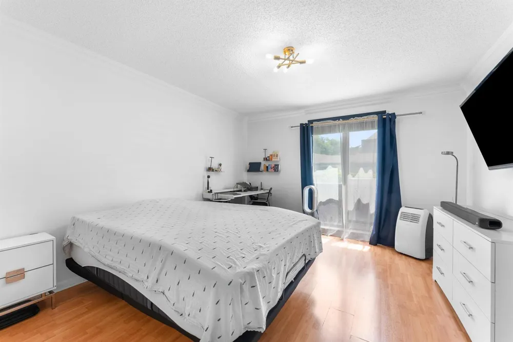 6660 CANARY PALM CIRCLE Boca Raton, FL 33433