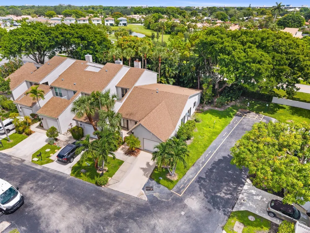 6660 CANARY PALM CIRCLE Boca Raton, FL 33433
