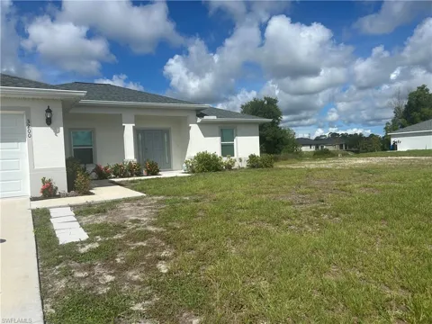 3200 NW 4th Place